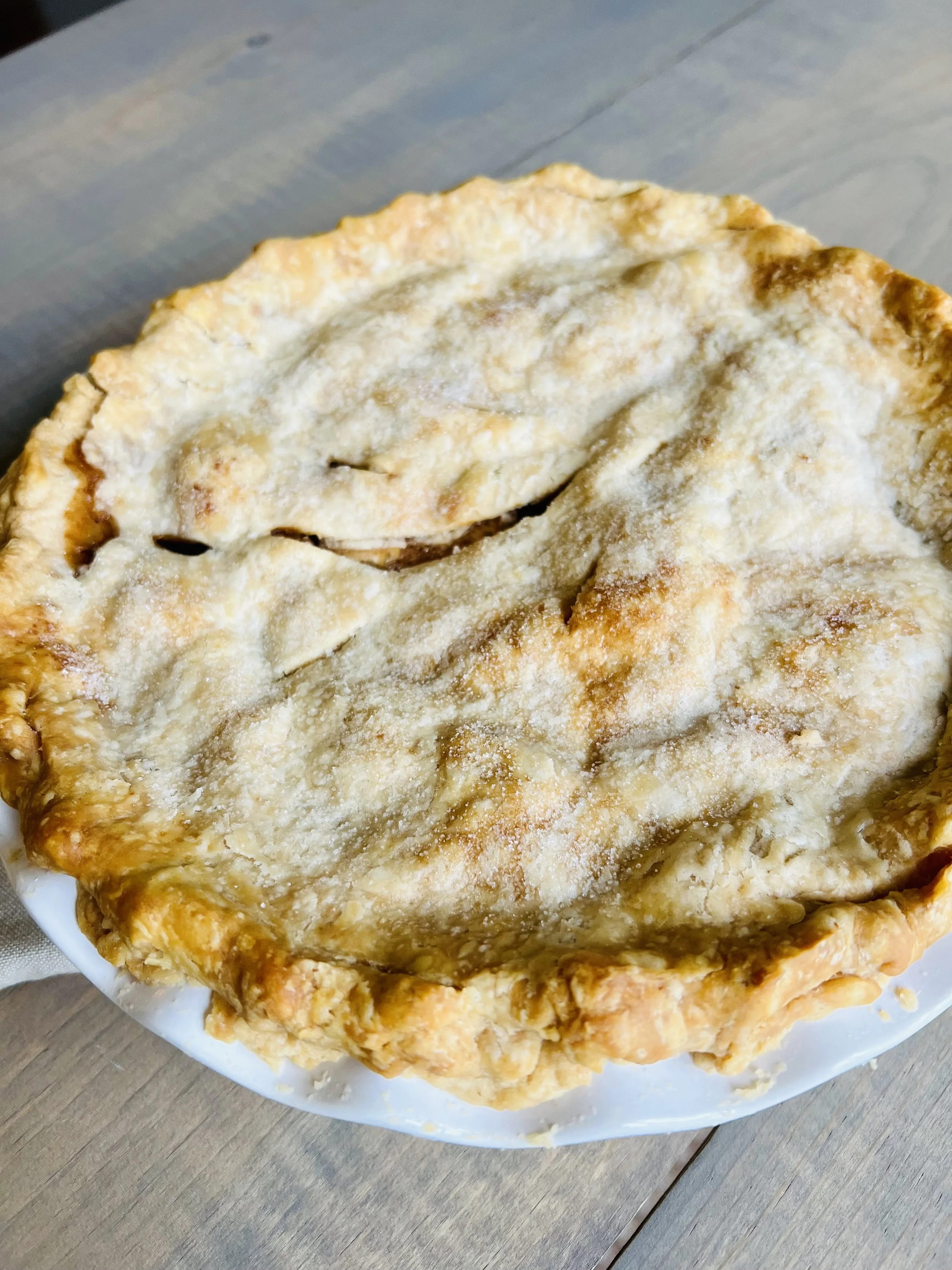 Homemade Apple Pie — Miss Annie's Home + Kitchen